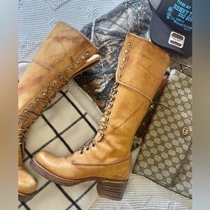 FRYE | Lace Up Banana Campus Boots